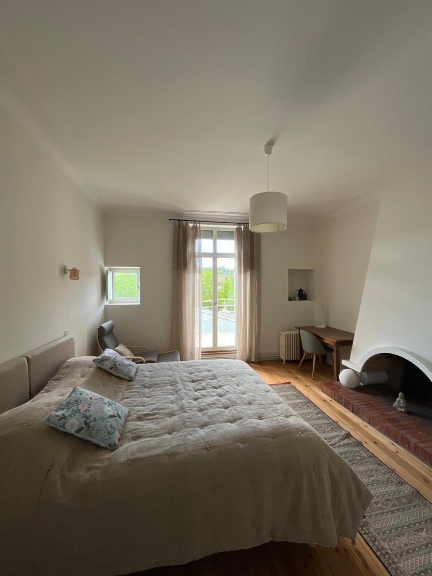 Le Lotus Blanc Bed & Breakfast Sainte-Foy-la-Grande Dış mekan fotoğraf